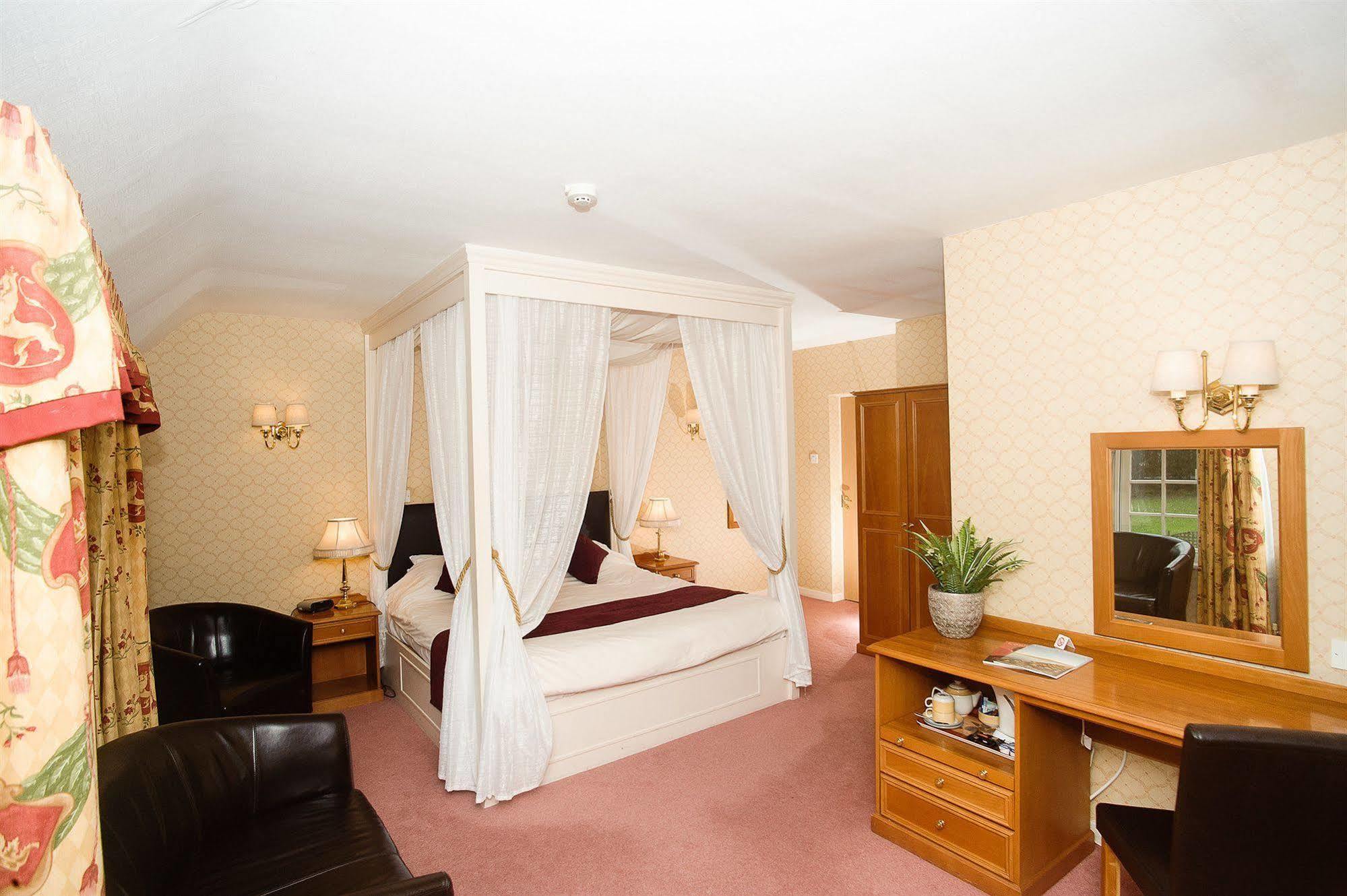 Howfield Manor Hotel Canterbury Kültér fotó
